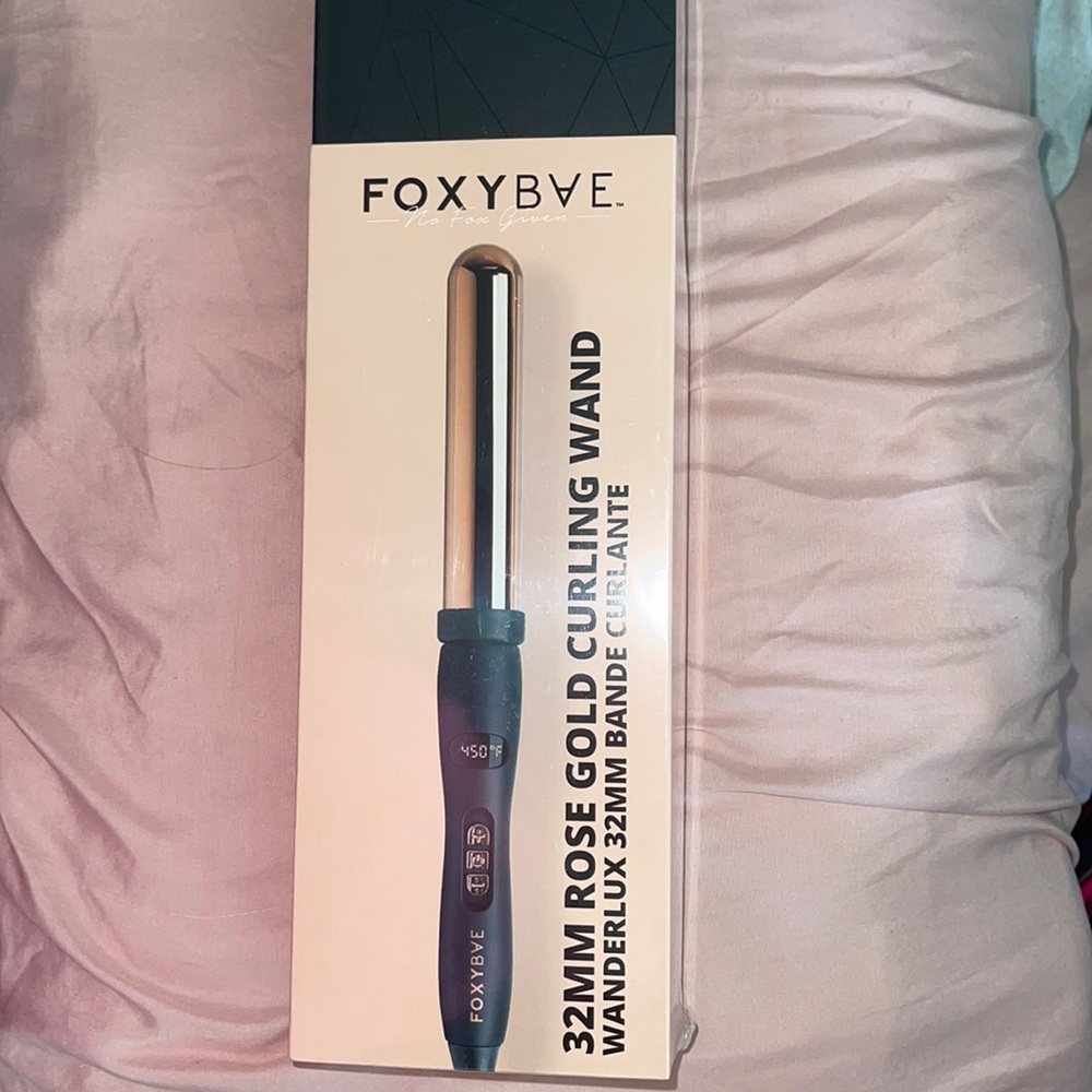 Foxybae hair curler or blowdryer